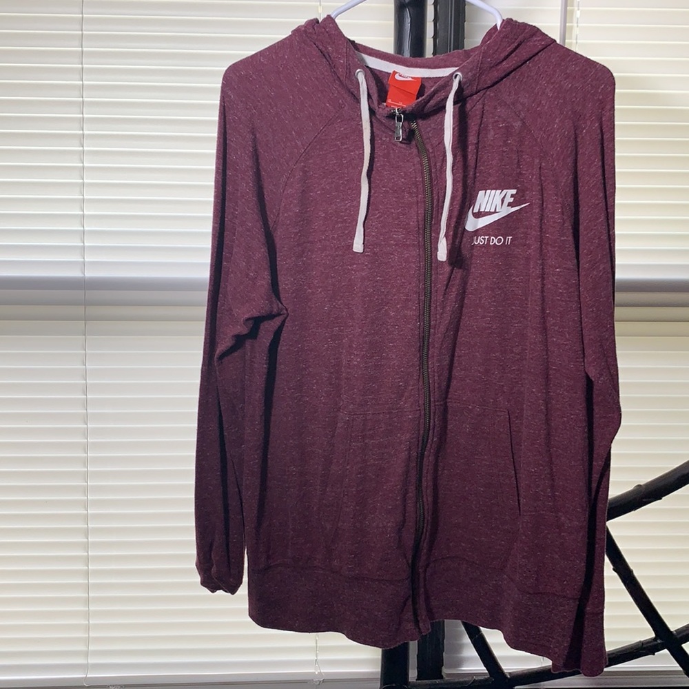 Nike jacket - Picture 3 of 12